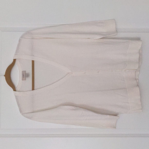 LOFT V Neck Lightweight Knit Cardigan Sweater Cream size Medium - Picture 10 of 11